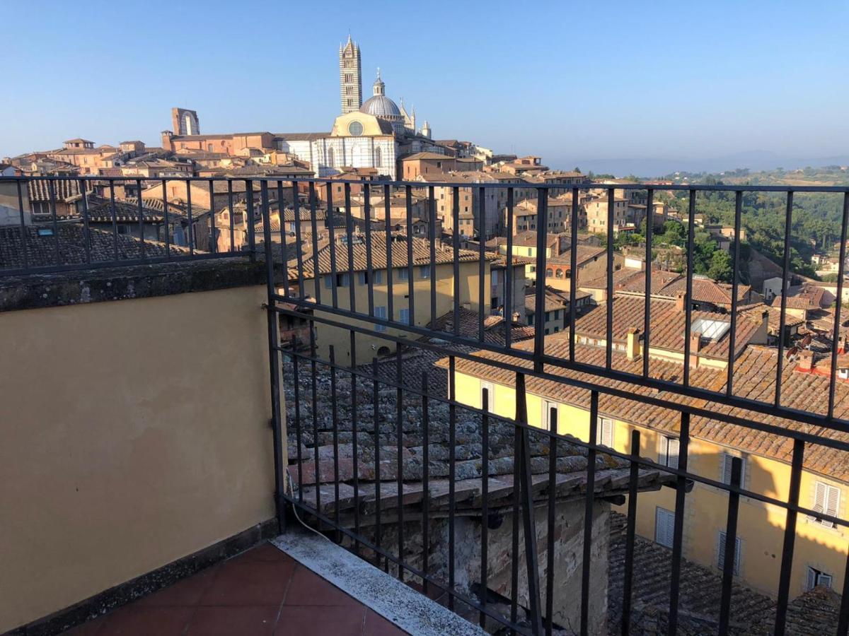 La Terrazza Sul Duomo Apartment Siena Bagian luar foto