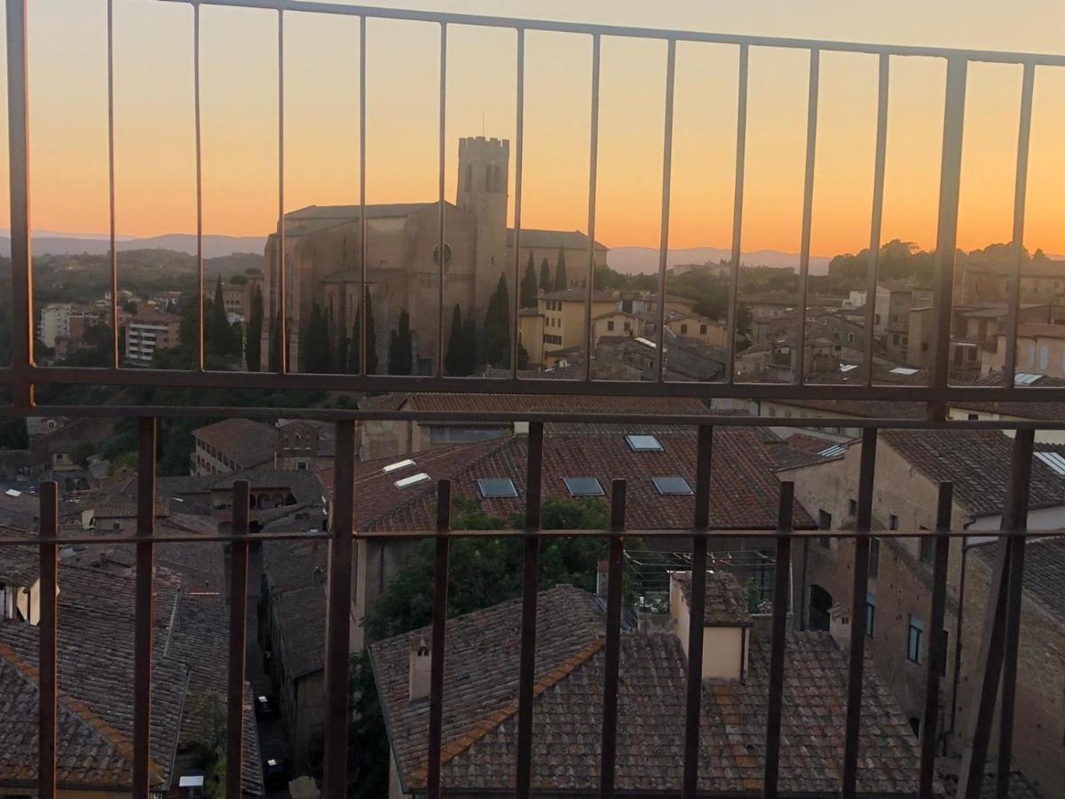 La Terrazza Sul Duomo Apartment Siena Bagian luar foto