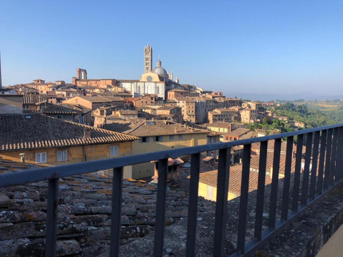 La Terrazza Sul Duomo Apartment Siena Bagian luar foto